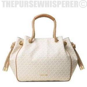 Michael Kors Dalia In Vanilla Signature Leather